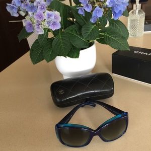 CHANEL Blue Oversized Two-tone Sunglasses.